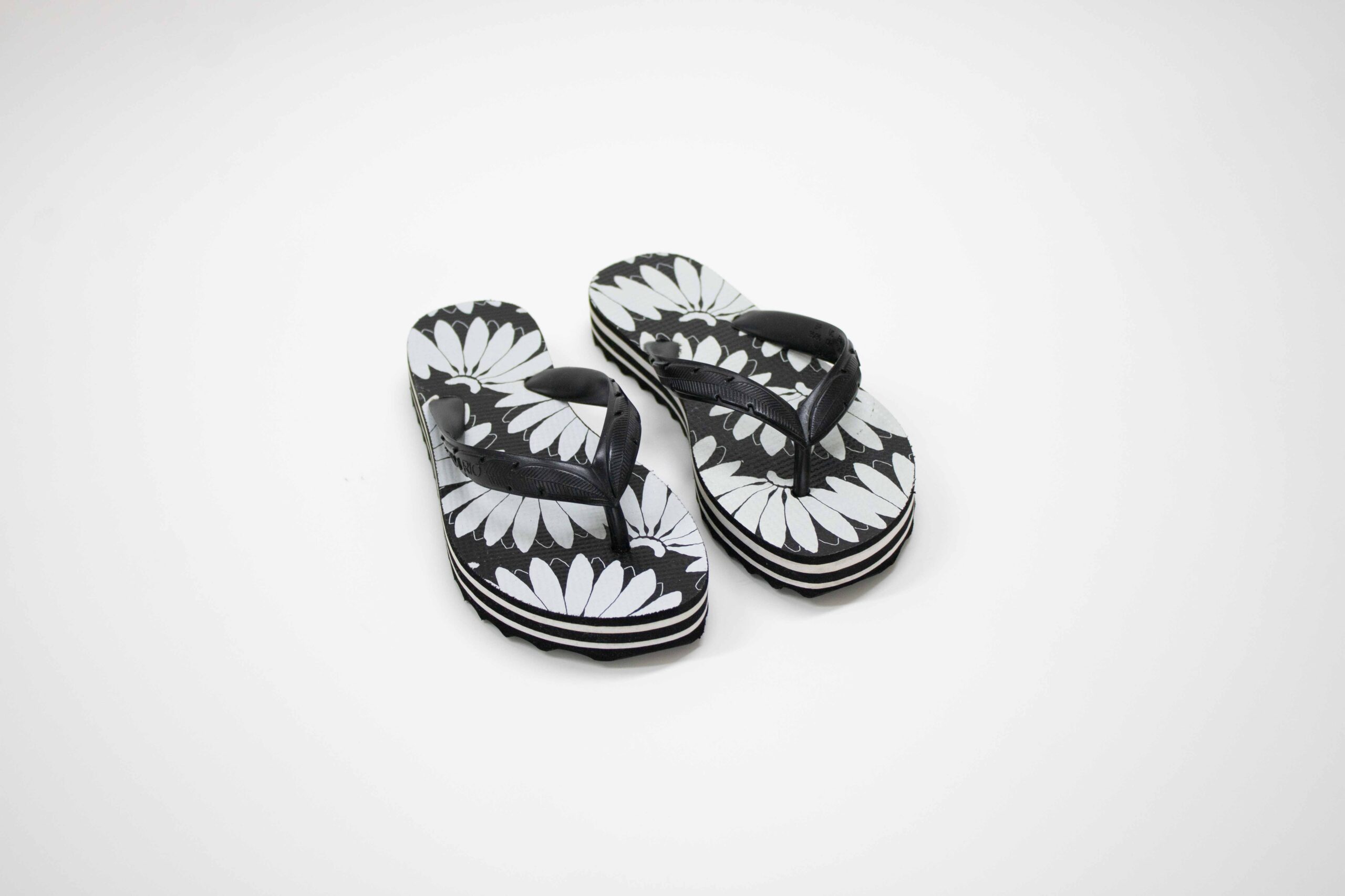 Sandalia Farm Estampa Copabanana Plastico Preto