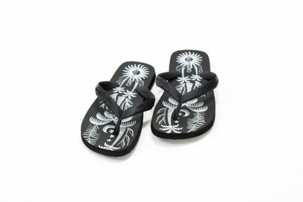Sandalia Farm Estampa Coqueiral Plastico Preto