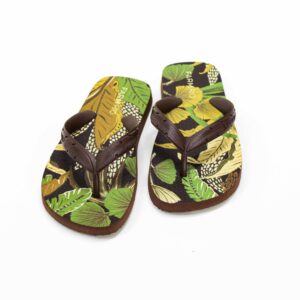 Sandalia Farm Estampa Floresta Sket Plastico Marrom